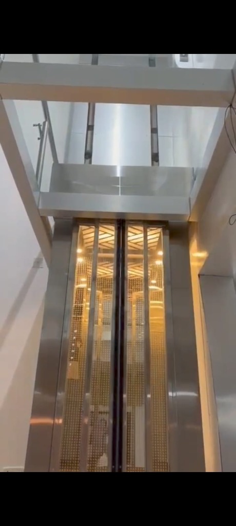 Round Shaft Staircase Glass Elevator